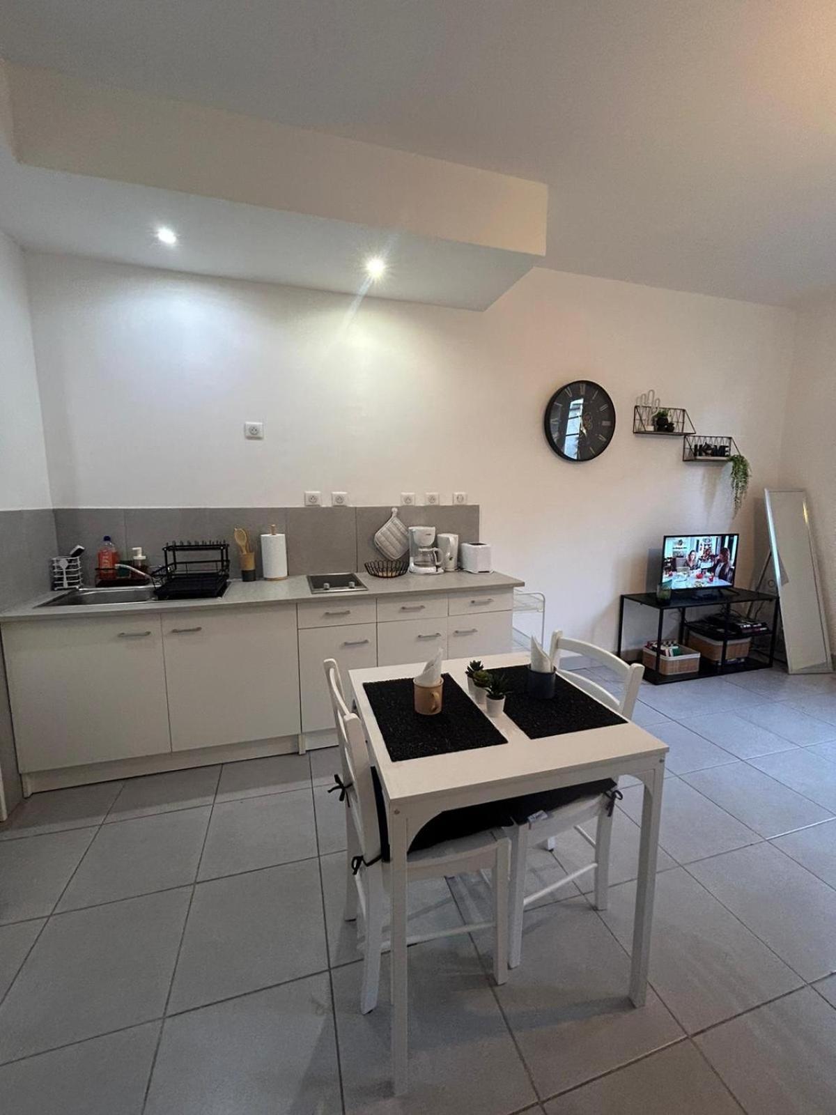 Au Pied Du Chateau Appartement Lourdes